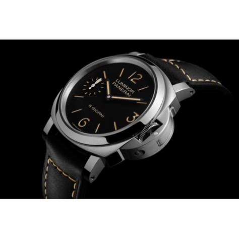 Panerai Luminor 8 Giorni PAM 915 44mm Manual Wind .